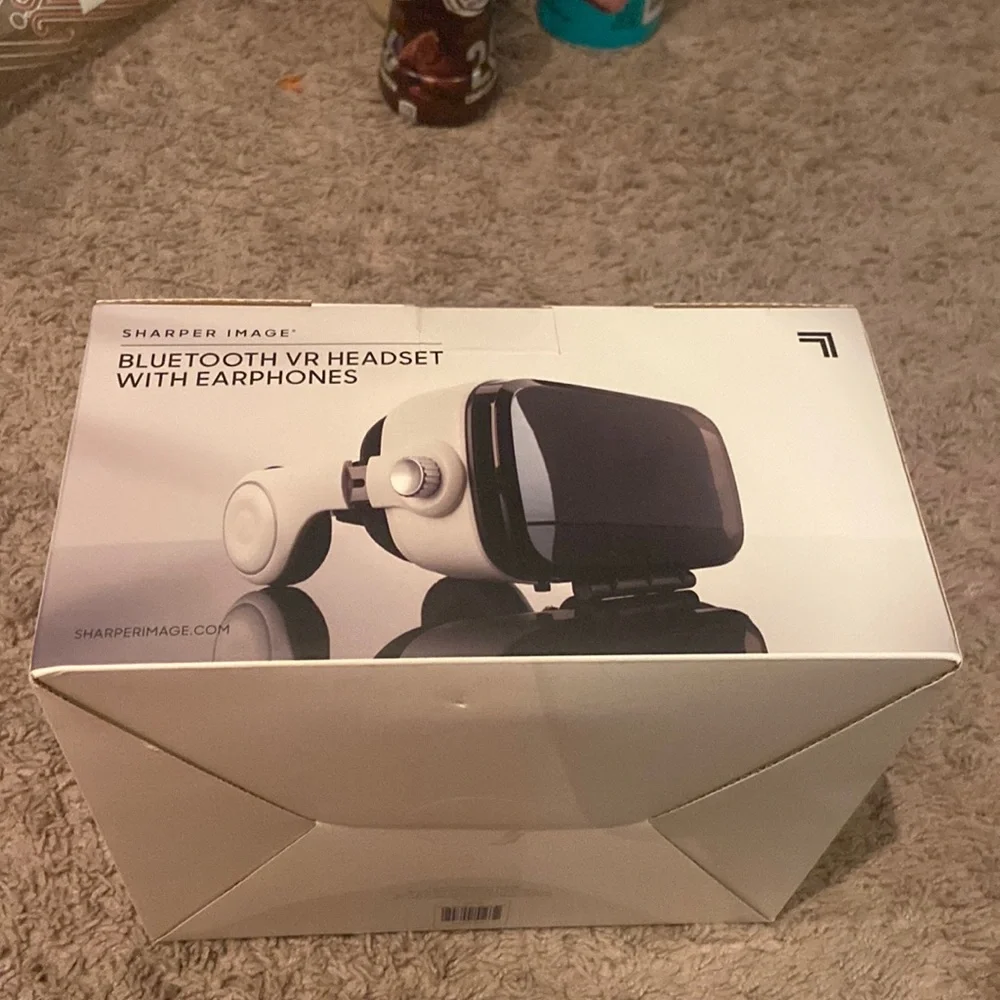 Bluetooth VR headset with earphones for smartphone